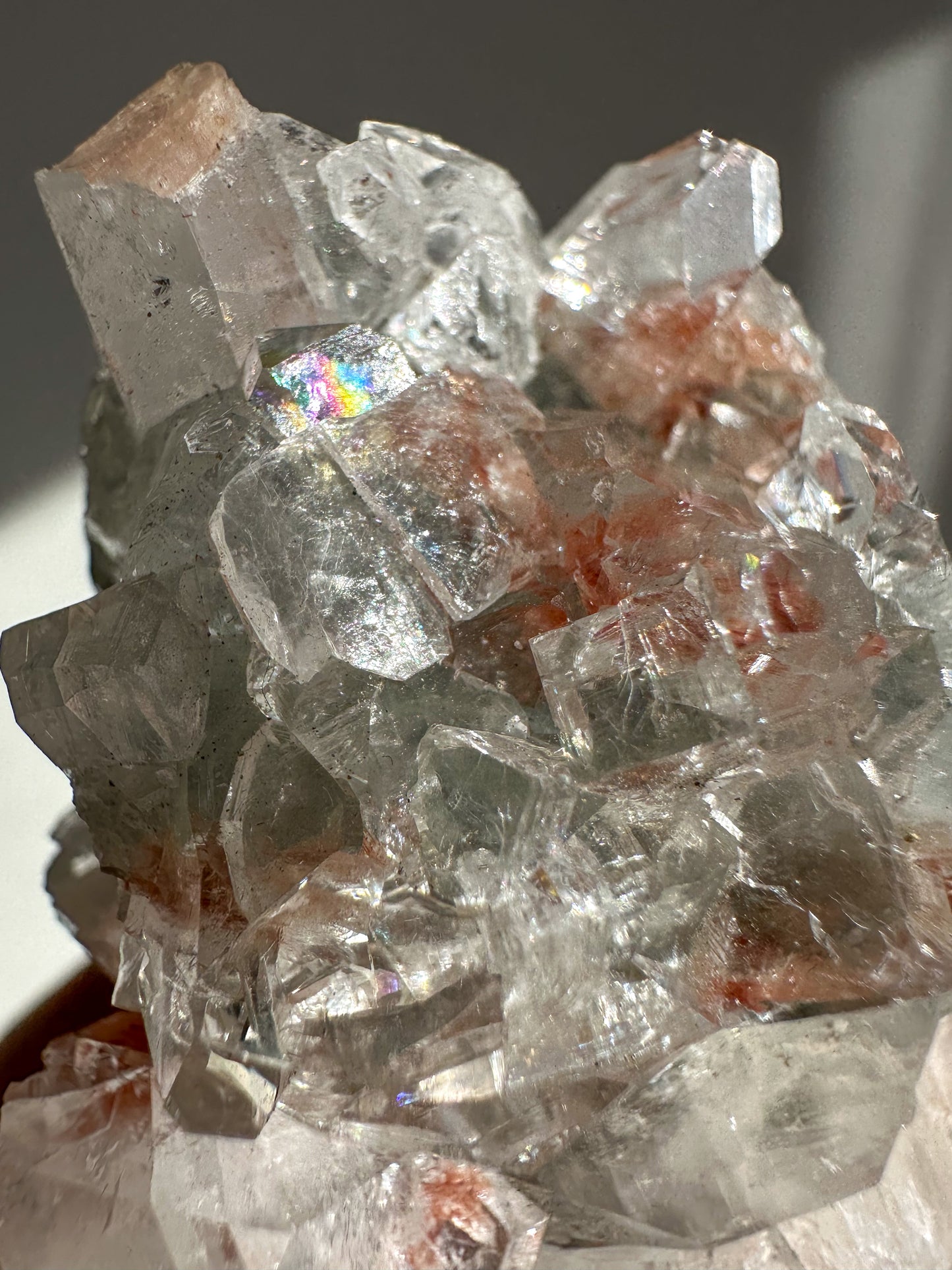 Apophyllite and Red Heulandite