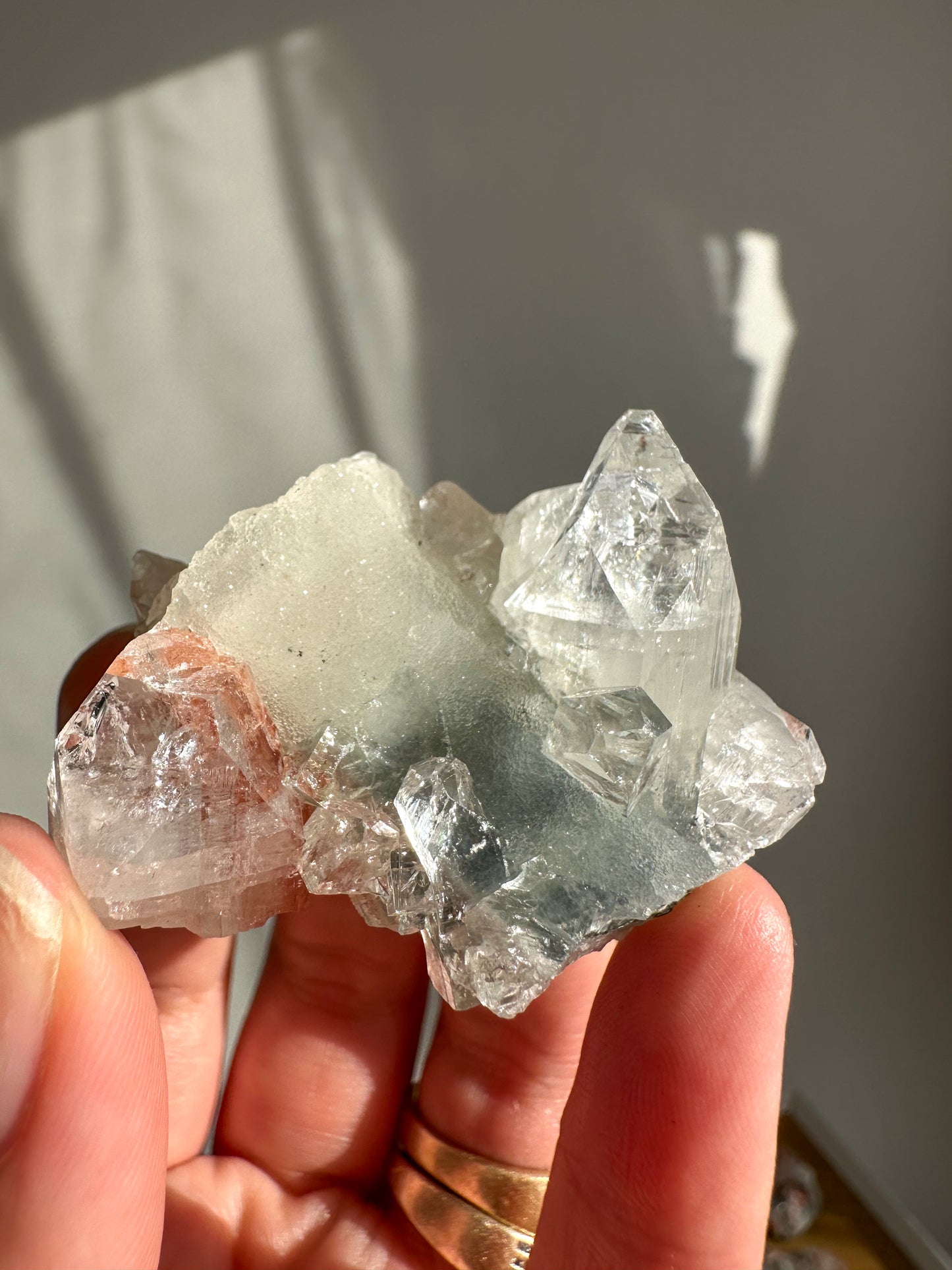 Apophyllite with Red Heulandite
