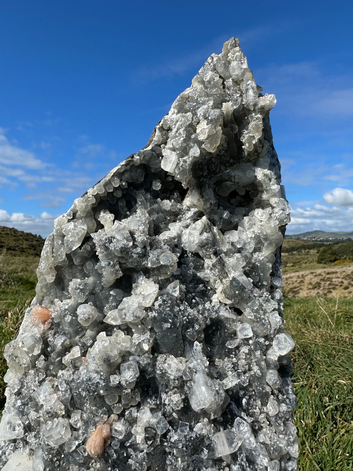 Apophyllite on Black Chalcedony with Peach Stilbite