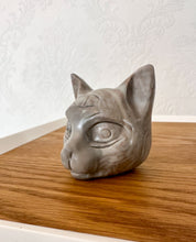 Load image into Gallery viewer, Jasper Cat Head
