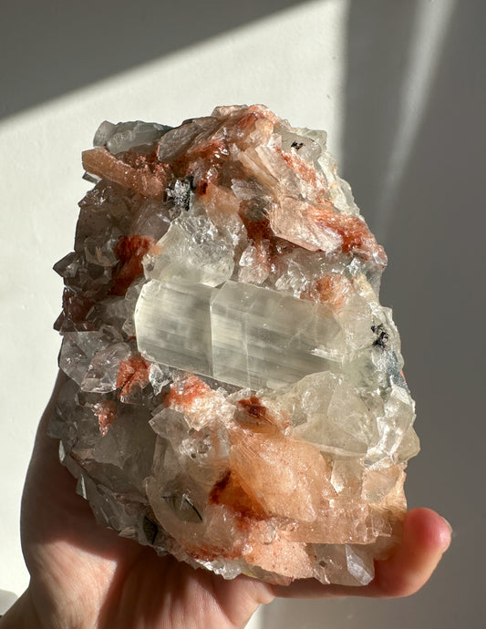 Apophyllite with Red Heulandite