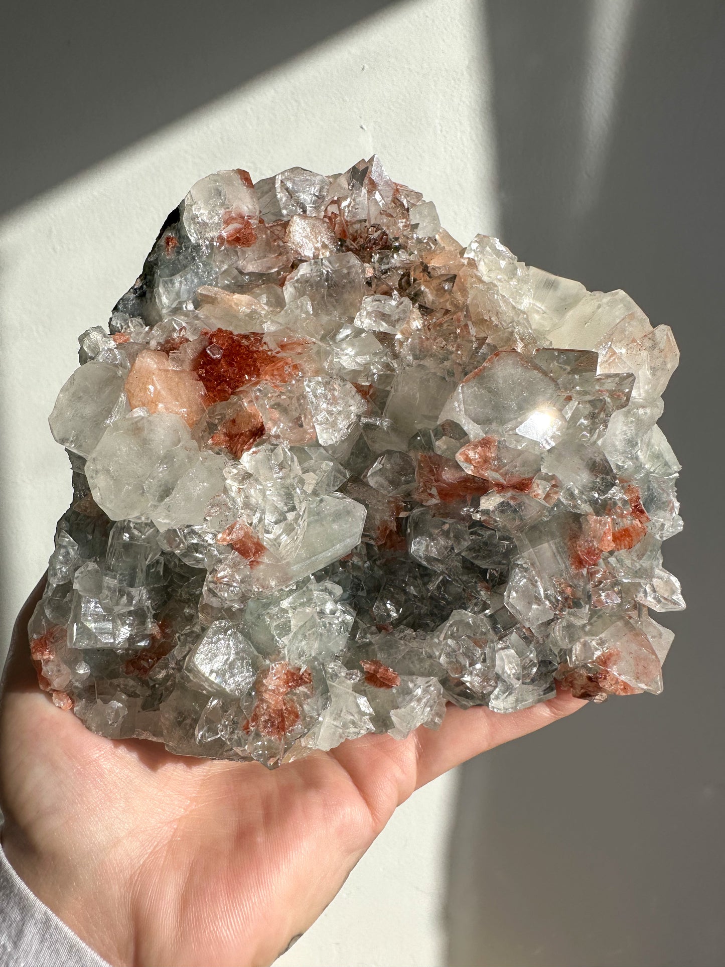 Apophyllite with Red Heulandite