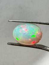 Load image into Gallery viewer, White Opal 8.71 carats
