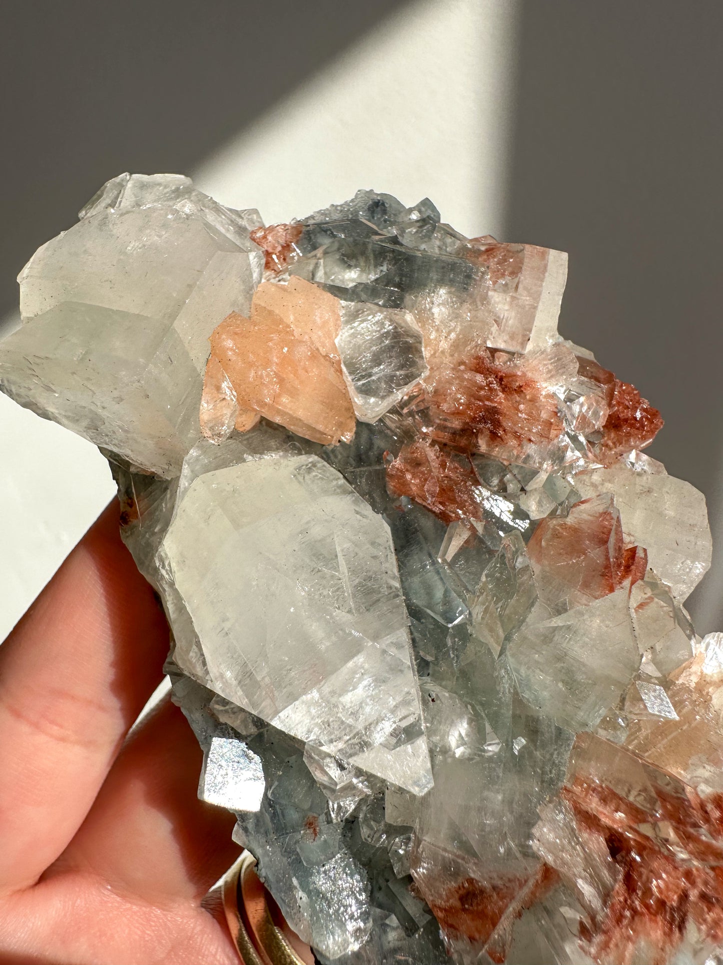 Apophyllite with Red Heulandite