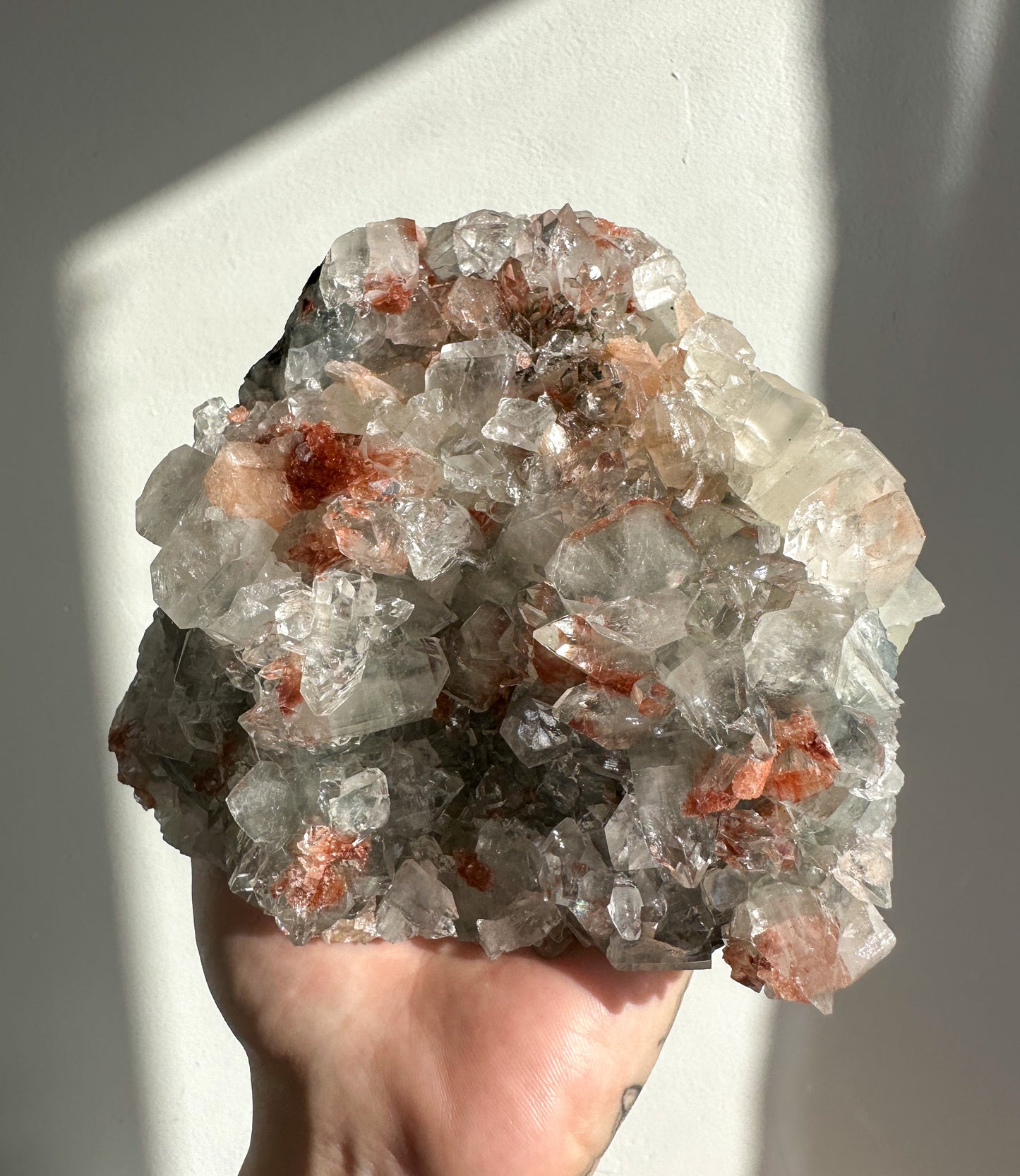 Apophyllite with Red Heulandite