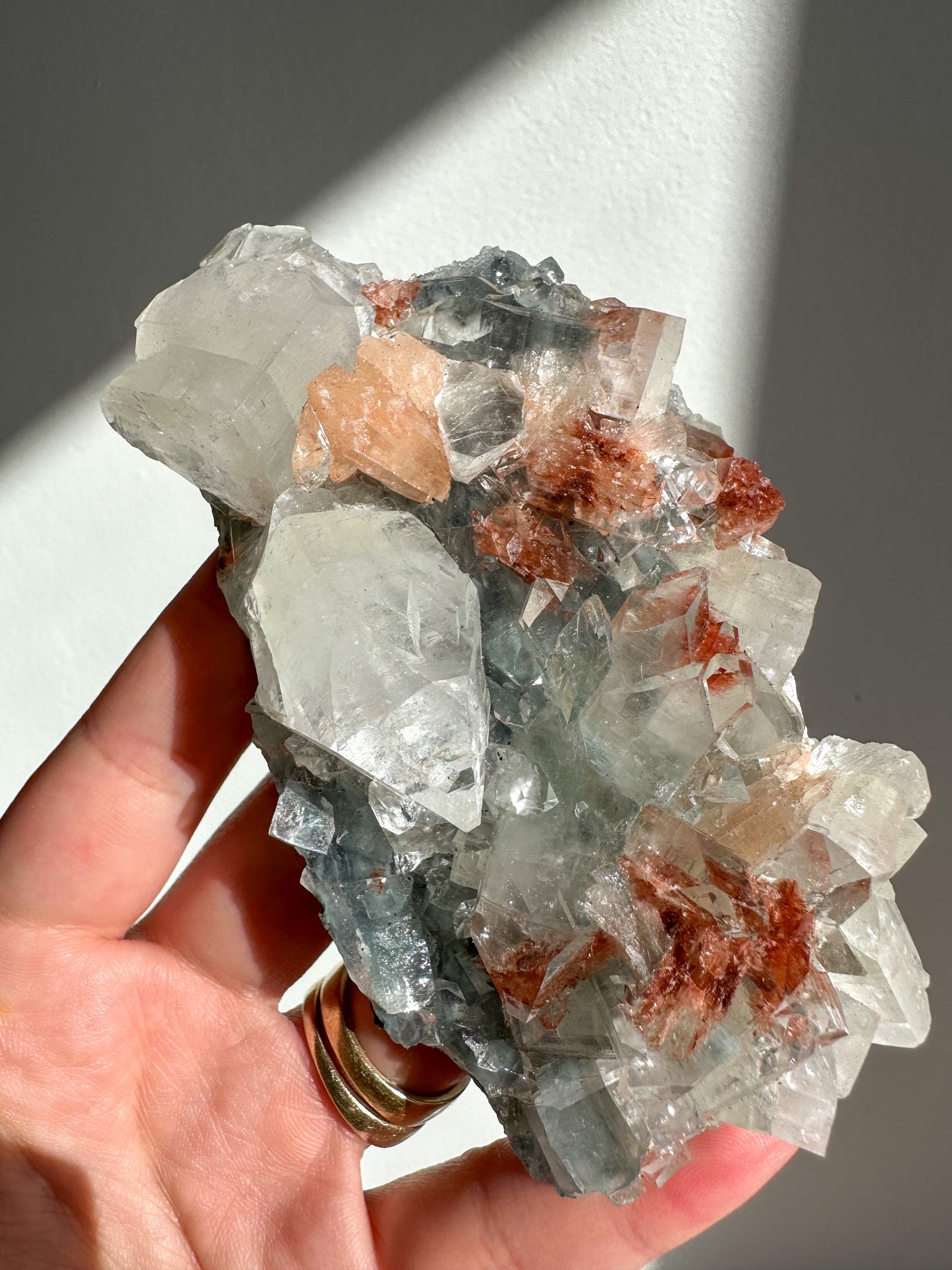 Apophyllite with Red Heulandite