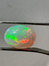Load image into Gallery viewer, White Opal 8.71 carats
