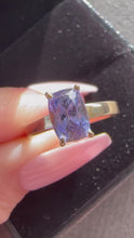 Load and play video in Gallery viewer, Tanzanite 9k Gold Ring

