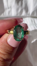 Load and play video in Gallery viewer, Emerald 14k Gold Ring

