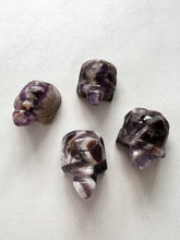 Load image into Gallery viewer, Chevron Amethyst Turtle
