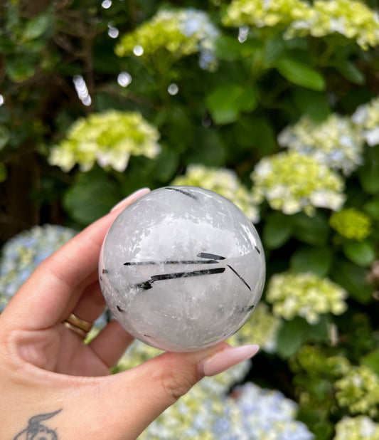 Tourmaline in Quartz