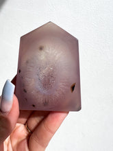 Load image into Gallery viewer, Agate Druzy Tower

